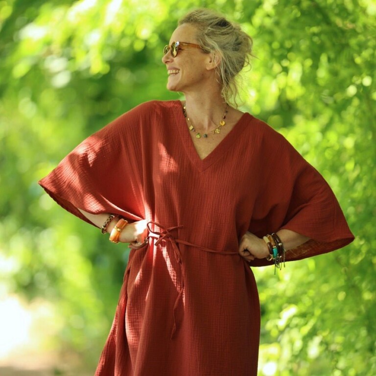 Quintessence - Robe Joanne — Double gaze de coton terre de Sienne – Taille unique