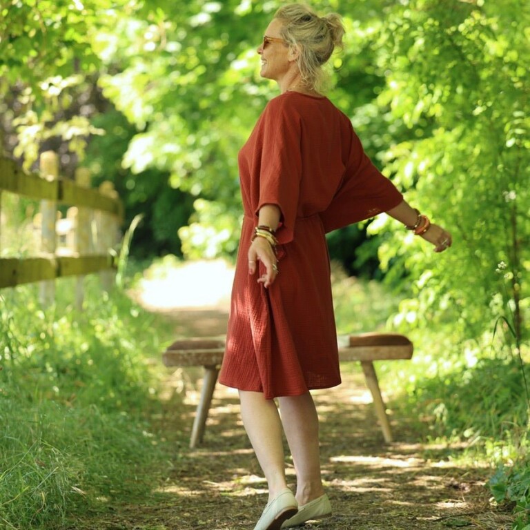 Quintessence - Robe Joanne — Double gaze de coton terre de Sienne – Taille unique