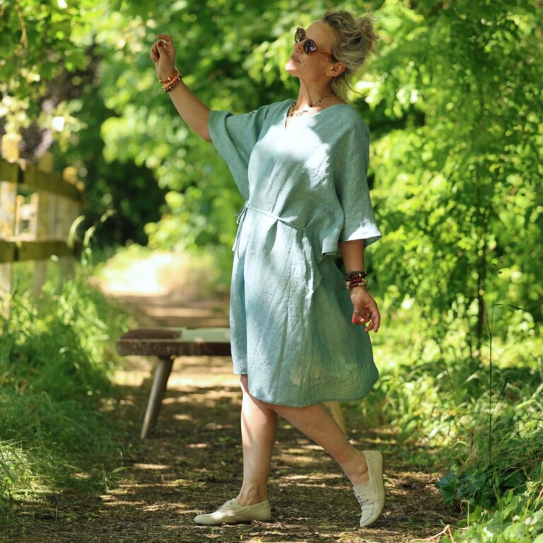 Quintessence - Robe Joanne — Lin bleu chiné pacifique – Taille unique