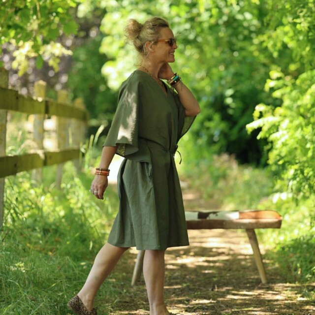 Quintessence - Robe Joanne — Lin kaki – Taille unique