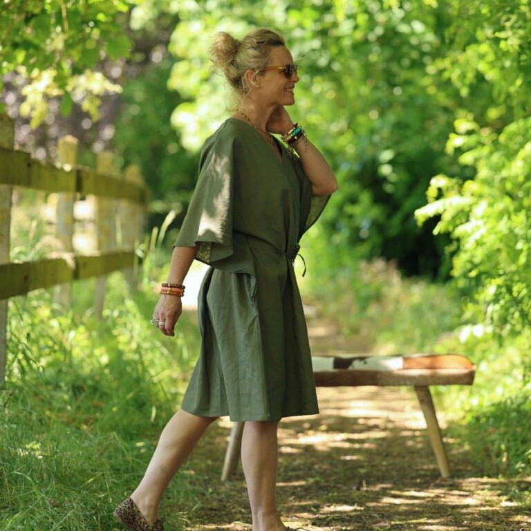 Quintessence - Robe Joanne — Lin kaki – Taille unique