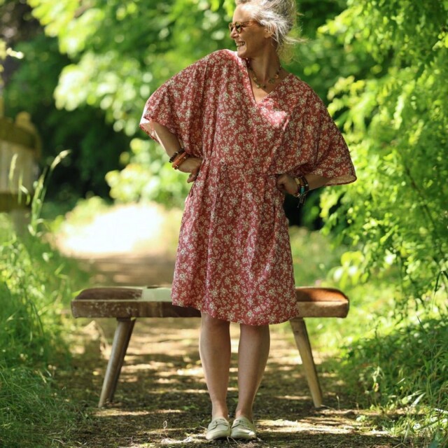 Robe Joanne — Viscose fleurs des dunes par la marque Quintessence Quintessence - Robe Joanne — Viscose fleurs des dunes