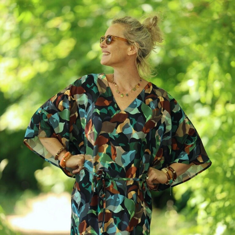 Quintessence - Robe Joanne — Viscose graphique éclat – Taille unique