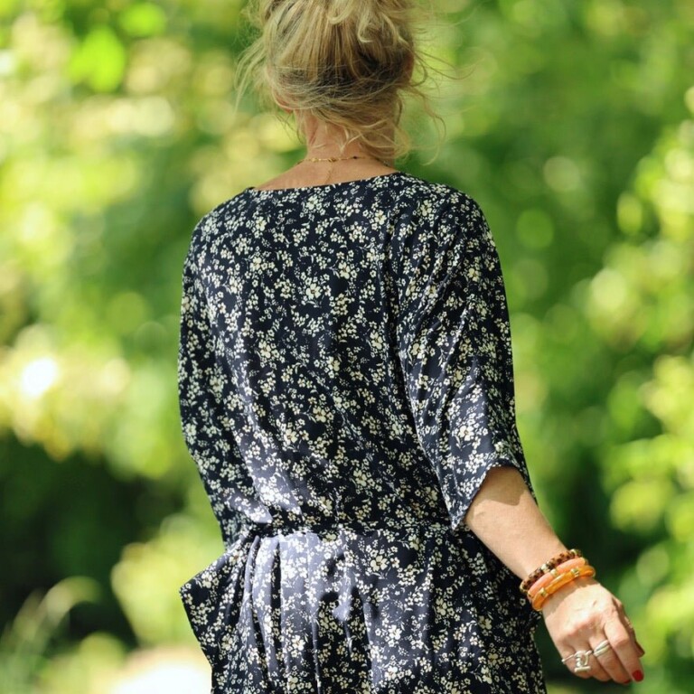 Quintessence - Robe Joanne — Viscose nuit d'été – Taille unique