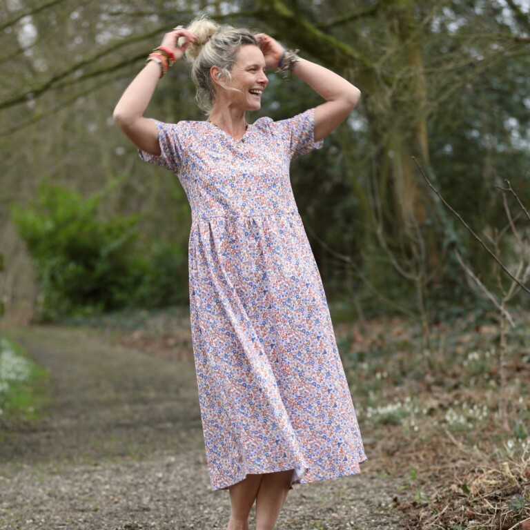 Meta SS25 - Robe Juliette - Coton herbier bleu-orangé – XXL