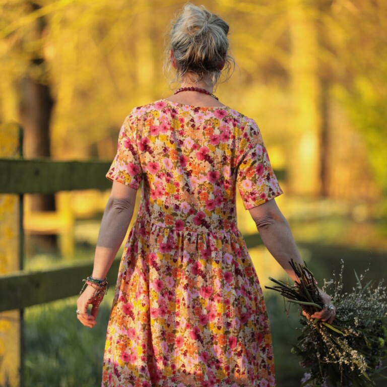 Meta SS25 - Robe Juliette - Double gaze de coton “Fleurs en Feu” – XL