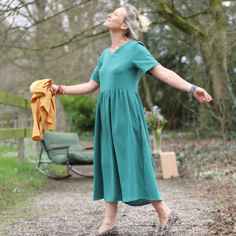 Meta SS25 - Robe Juliette - double gaze de coton vert printemps – XXL