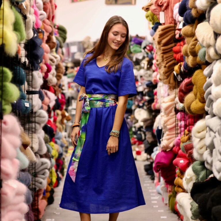Meta SS25 - Robe Juliette - Lin bleu majorelle – XXL