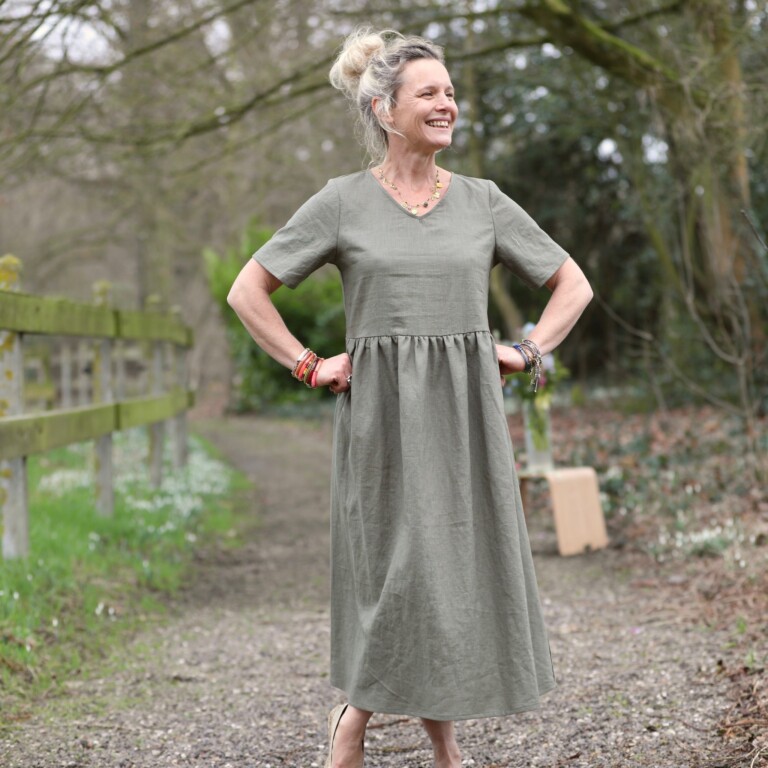 Meta SS25 - Robe Juliette - lin kaki – XXL
