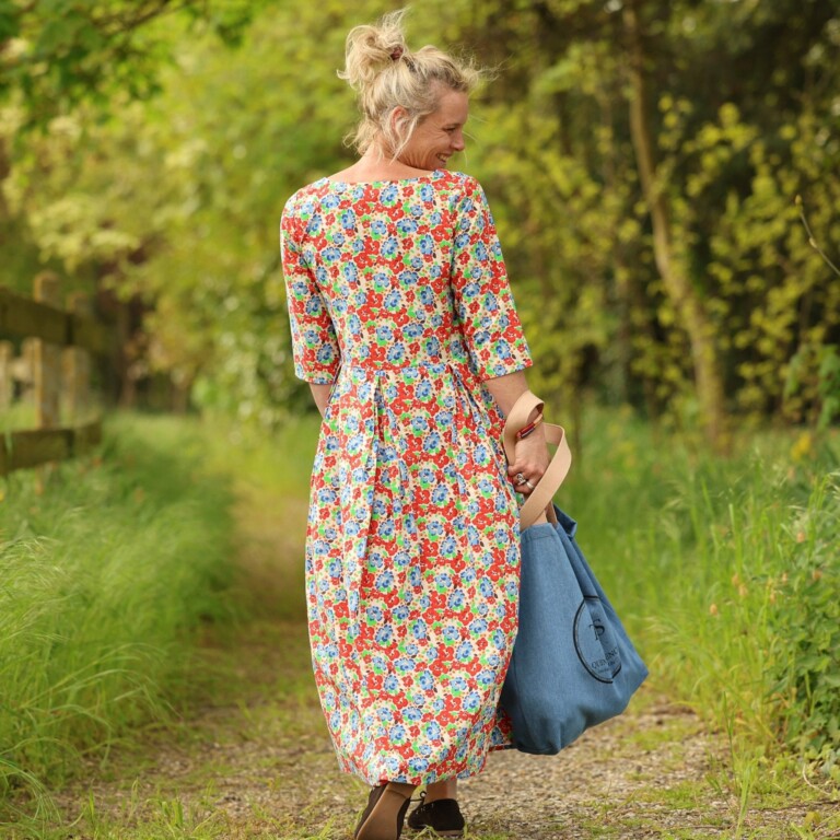 Quintessence - Robe Louisa manches 3/4 – Coton coquelicots – XXL