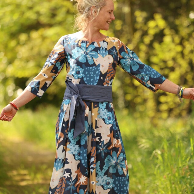 Quintessence - Robe Louisa manches 3/4 – coton imprimé Bleu astral – S