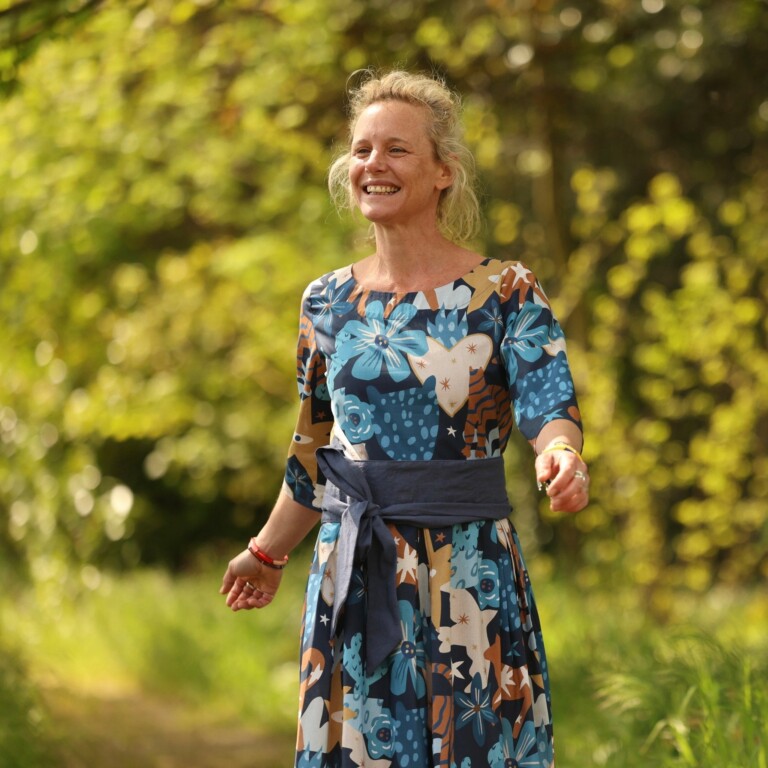 Quintessence - Robe Louisa manches 3/4 – coton imprimé Bleu astral – XL