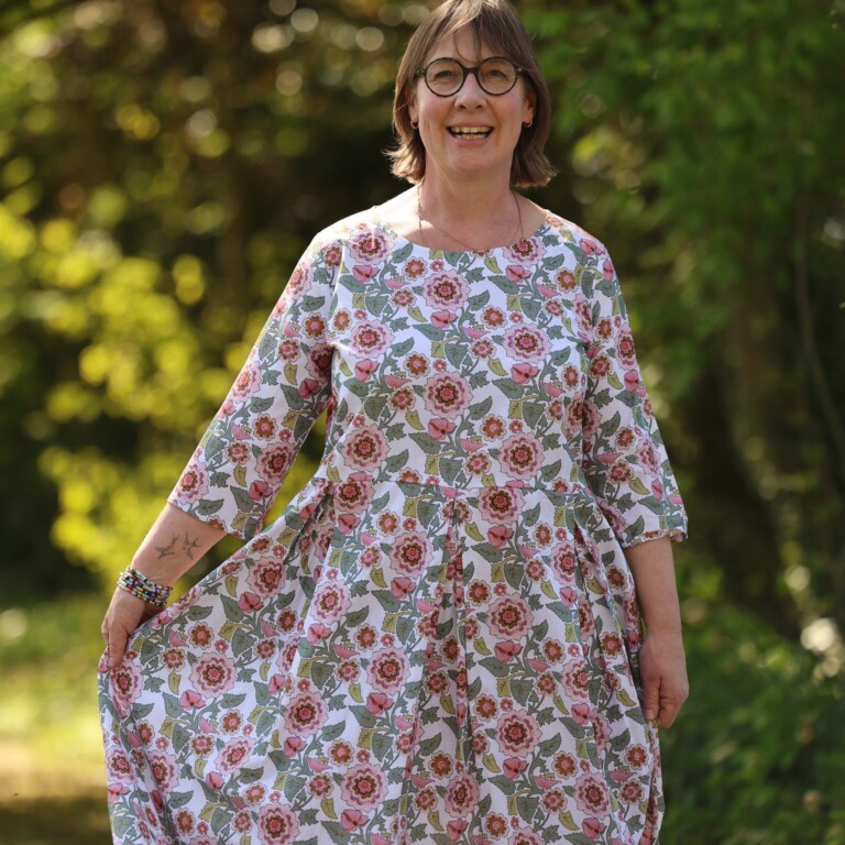 Quintessence - Robe Louisa manches 3/4 – Coton roseraie sauvage – XL