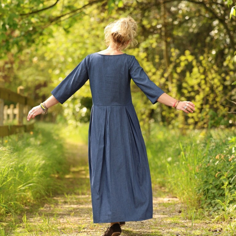 Quintessence - Robe Louisa manches 3/4 – Jean de coton bleu – L