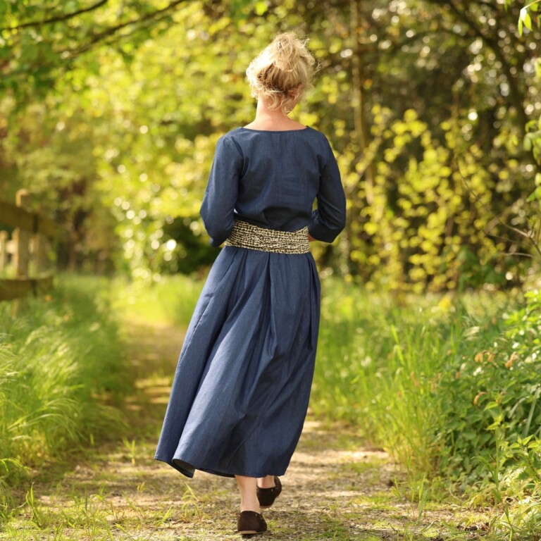 Quintessence - Robe Louisa manches 3/4 – Jean de coton bleu – L