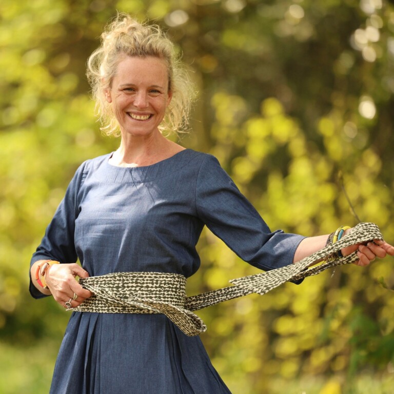 Quintessence - Robe Louisa manches 3/4 – Jean de coton bleu – L