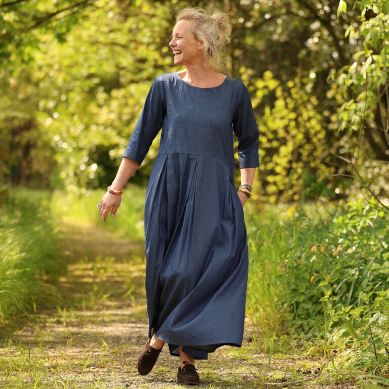 Quintessence - Robe Louisa manches 3/4 – Jean de coton bleu – L