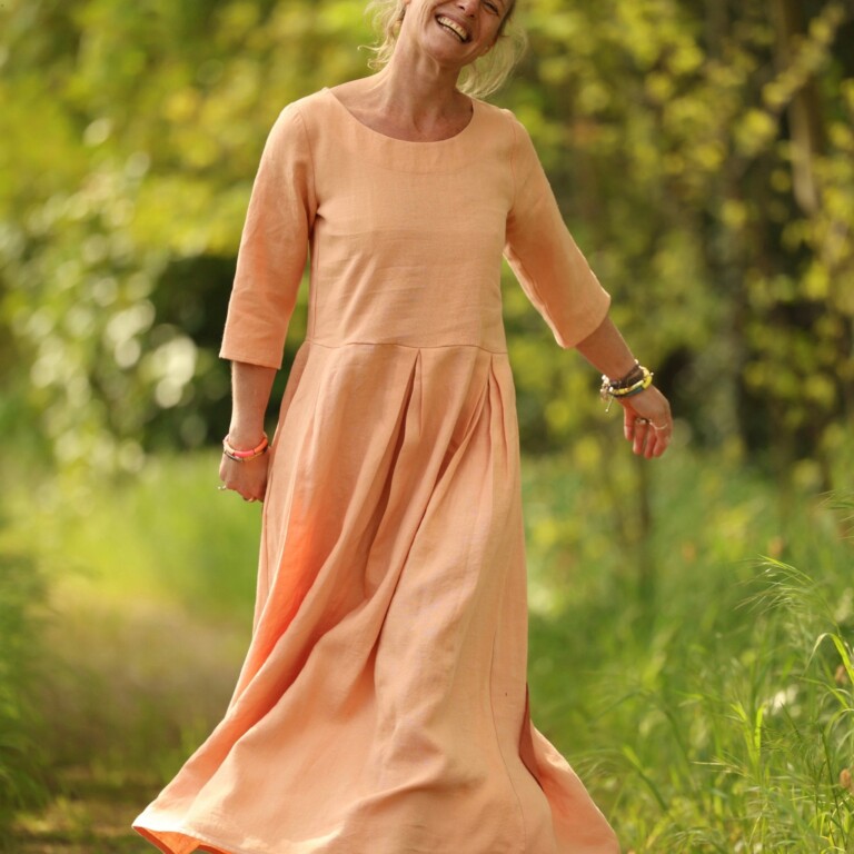 Quintessence - Robe Louisa manches 3/4 – Lin abricot – XXXL