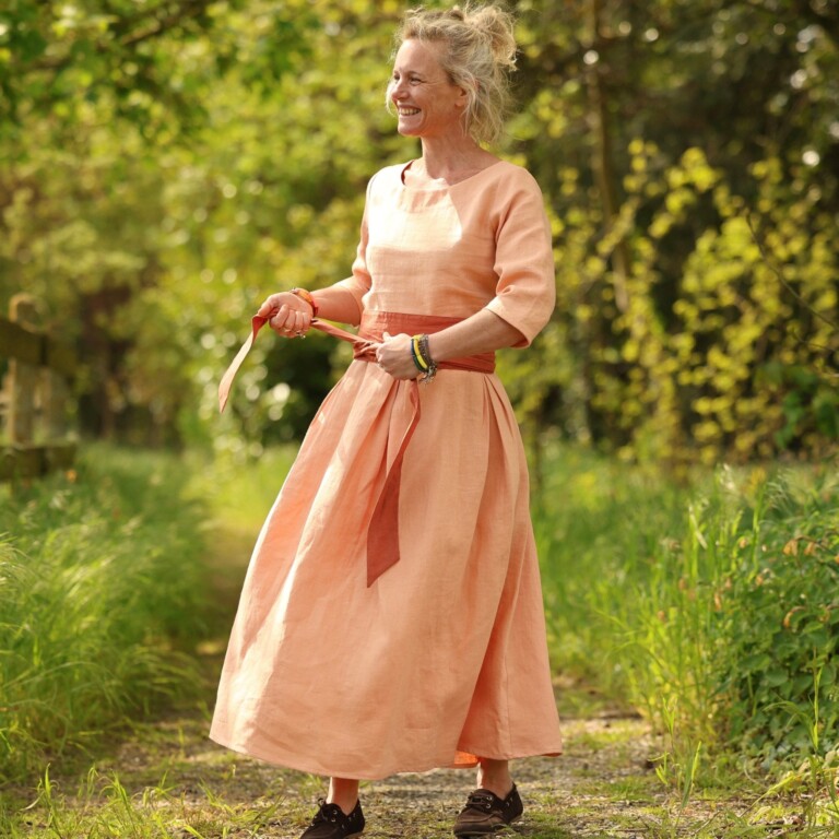 Quintessence - Robe Louisa manches 3/4 – Lin abricot – XXXL