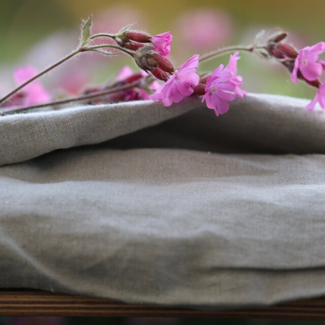 Robe Louisa manches 3/4 – Lin naturel par la marque Quintessence Quintessence - Robe Louisa manches 3/4 – Lin naturel