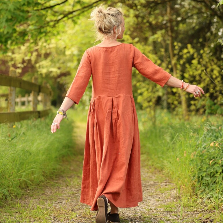 Quintessence - Robe Louisa manches 3/4 – Lin terre cuite – S