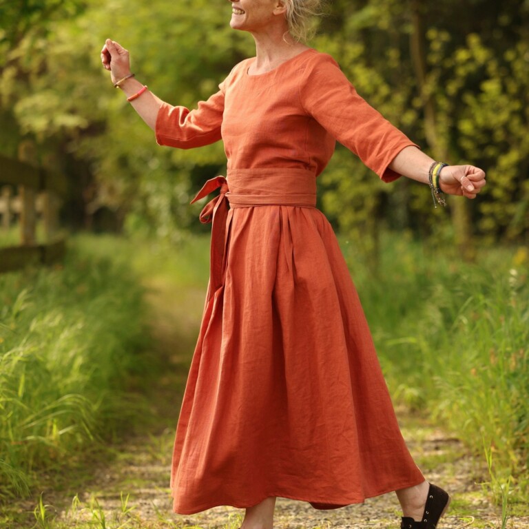 Quintessence - Robe Louisa manches 3/4 – Lin terre cuite – S