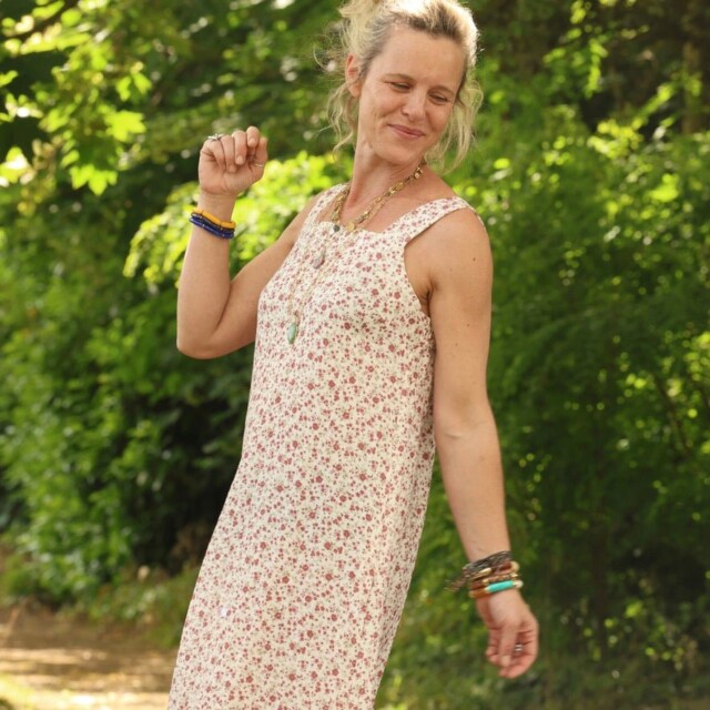 Quintessence - Robe Sybille — Double gaze fleurettes grenat – XXL