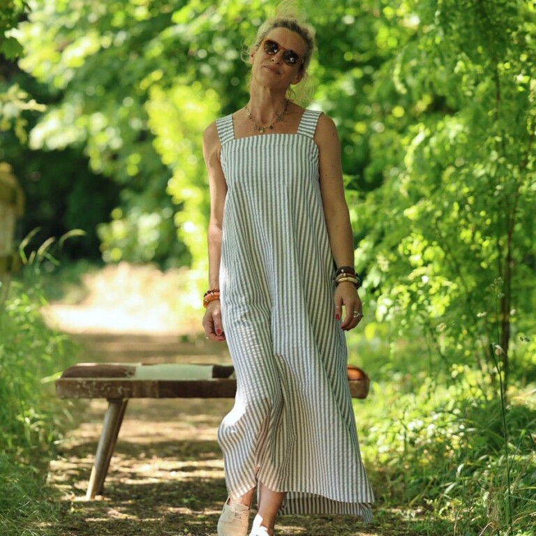 robe sybille rayures seersucker raye kaki 2533382 Quintessence - Robe Sybille — Rayures seersucker rayé kaki – XXL