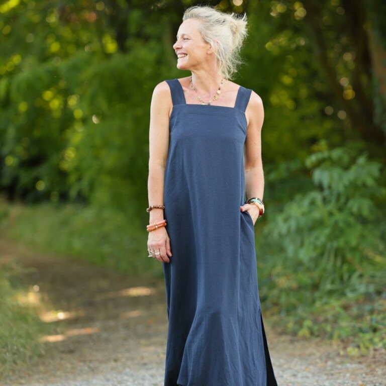 Quintessence - Robe Sybille — Viscose-lin bleu marine – XXL