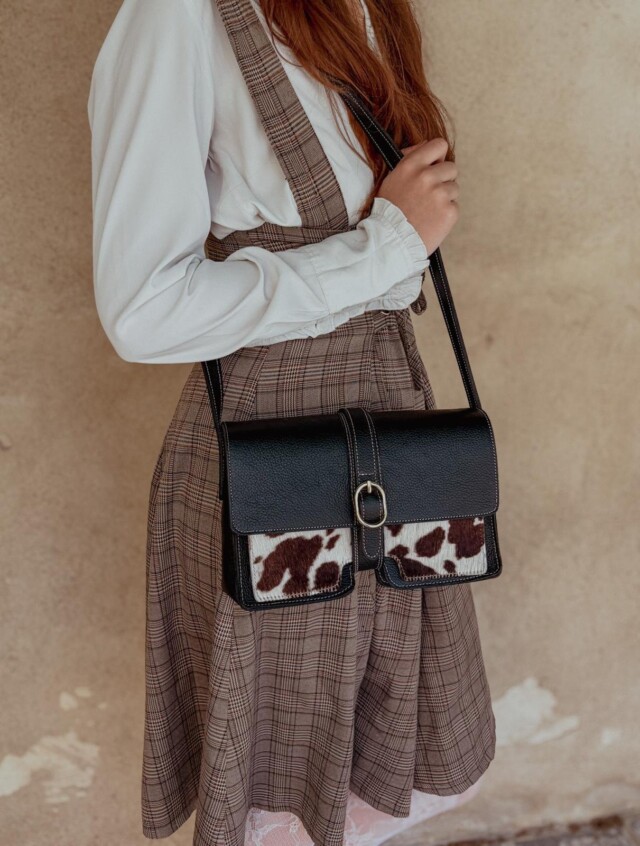 Sac en Cuir Noir Motif Vachette – Justine par la marque Maison Rottier Maison Rottier - Sac en Cuir Noir Motif Vachette – Justine