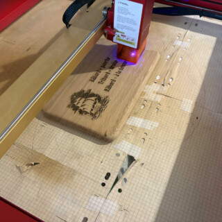 Seve-et-Copeaux-gravure-laser-planche