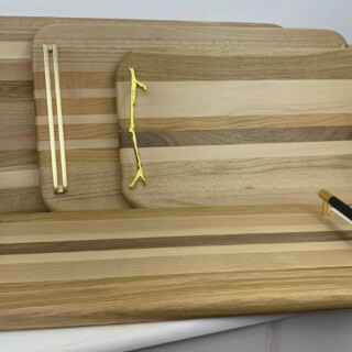 Seve-et-Copeaux-plateaux-de-presentation-poignees