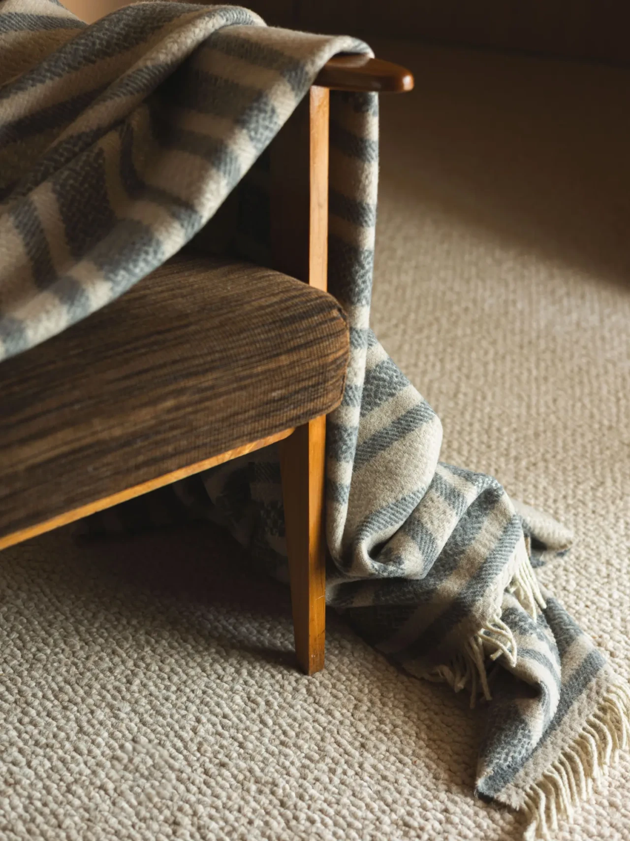 Waro-Plaid-Laine-Erik-Gris