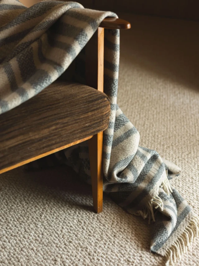 Waro-Plaid-Laine-Erik-Gris
