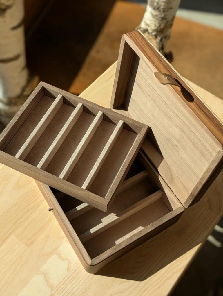 Manufacture Jacquemin - Coffret 10 couteaux en noyer - Grand modèle