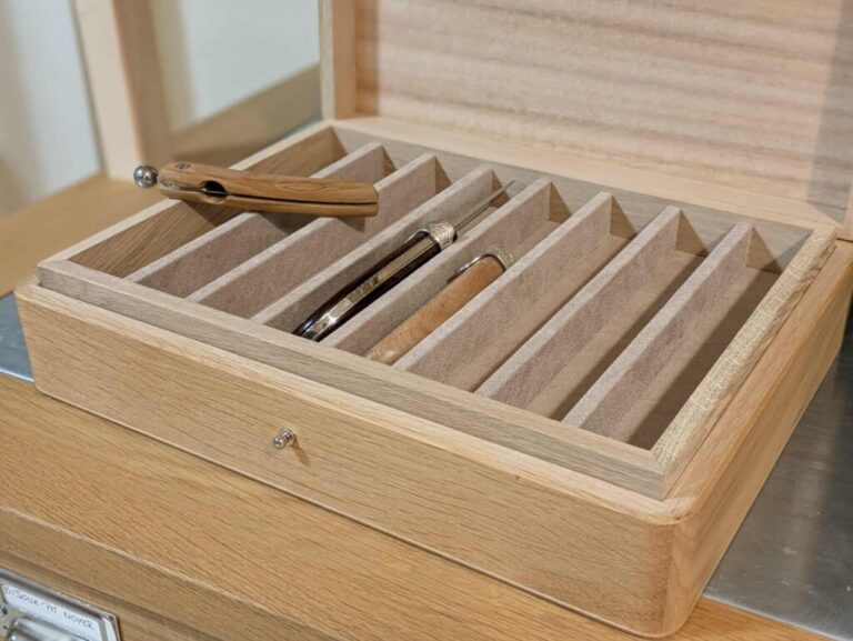 Manufacture Jacquemin - Coffret 16 couteaux en chêne - XL