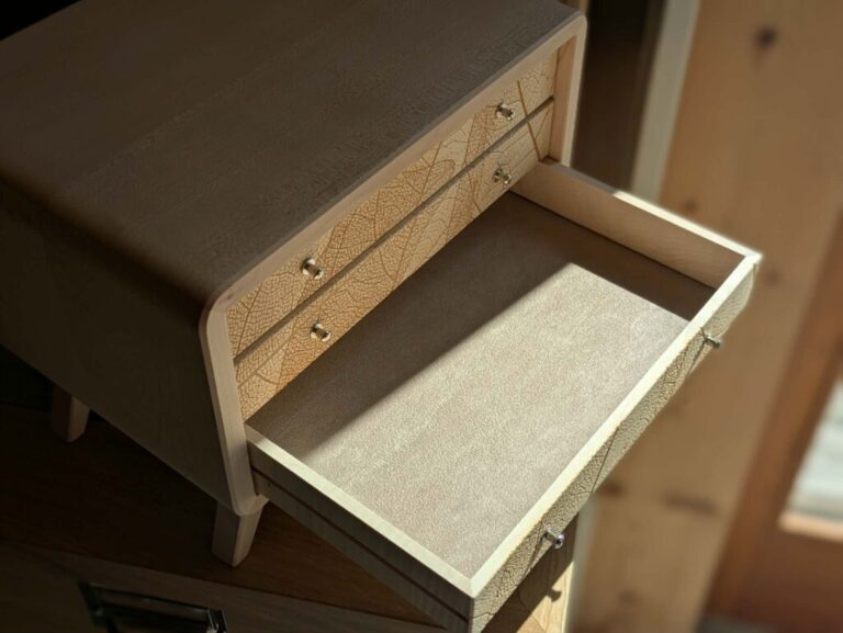 Manufacture Jacquemin - Commode à bijoux en érable