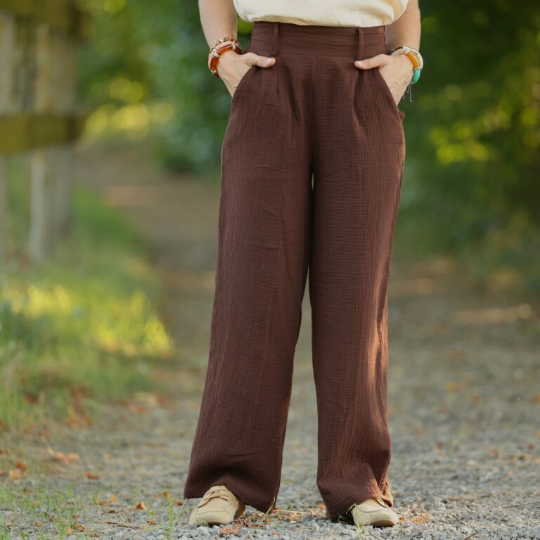 7Z9A4964 Quintessence - Pantalon Tino - Double gaze de coton chocolat – 3XL