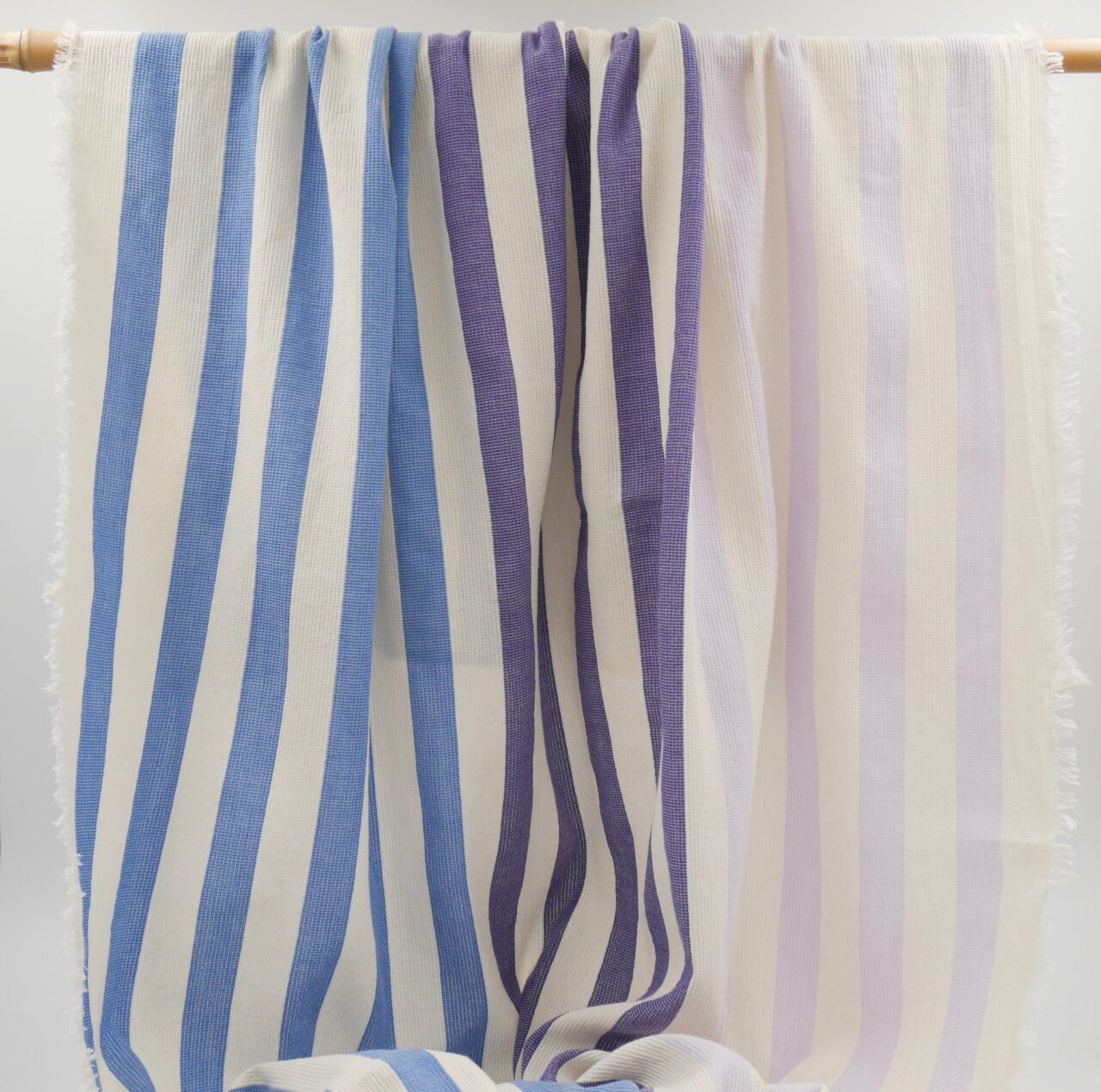 Aux Bains Français - Drap de Plage "Myrtille"