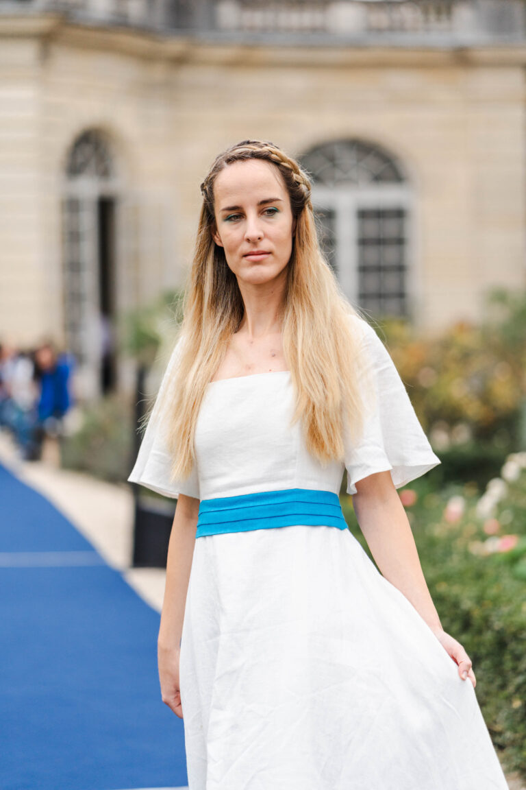 Divine Harmonie - Robe Longue Eau Divine en Lin – L / Blanc et Turquoise
