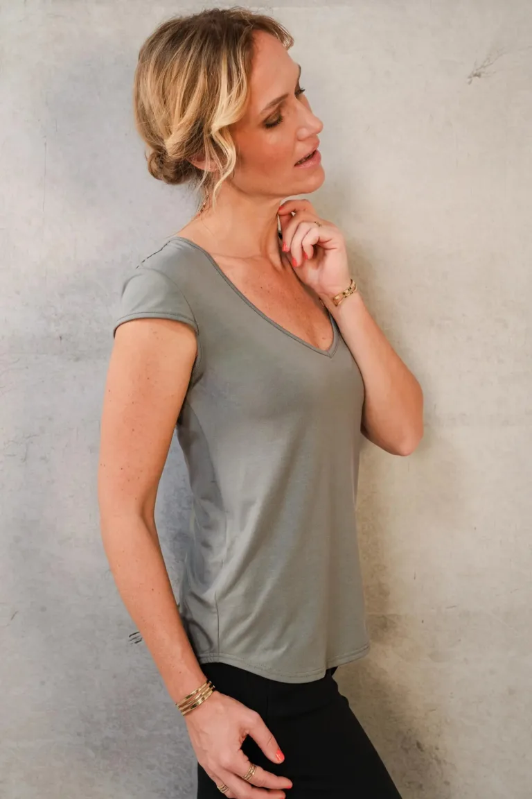 Thelma Rose - Top col V Pénélope – 44 / Rouge corail