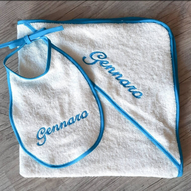 La Fabrique A DeDeuh - Lot Bébé Personnalisé – Sortie de Bain et Bavoir Assortis – Éponge Oeko-Tex – Couleurs au Choix