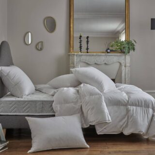 Couette chaude en plumettes et percale biologique Carl par la marque Camif Camif - Couette chaude en plumettes et percale biologique Carl