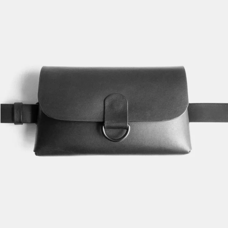 Darksails - Sac Banane en Cuir Noir sur Mesure