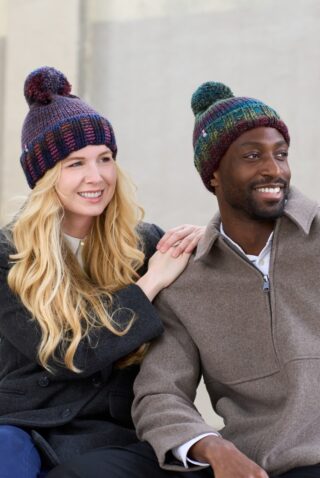 Bonnet Rafael avec pompon Vert Griotte par la marque Maison Bonnefoy Maison Bonnefoy - Bonnet Rafael avec pompon Vert Griotte