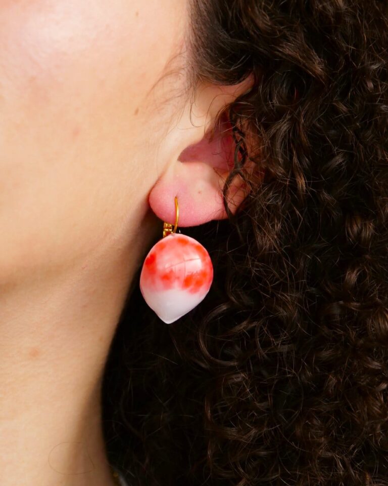 Ciléa Paris - Boucles d'oreilles Radis Botanica – Fleur / Dormeuse (Oreilles percées)