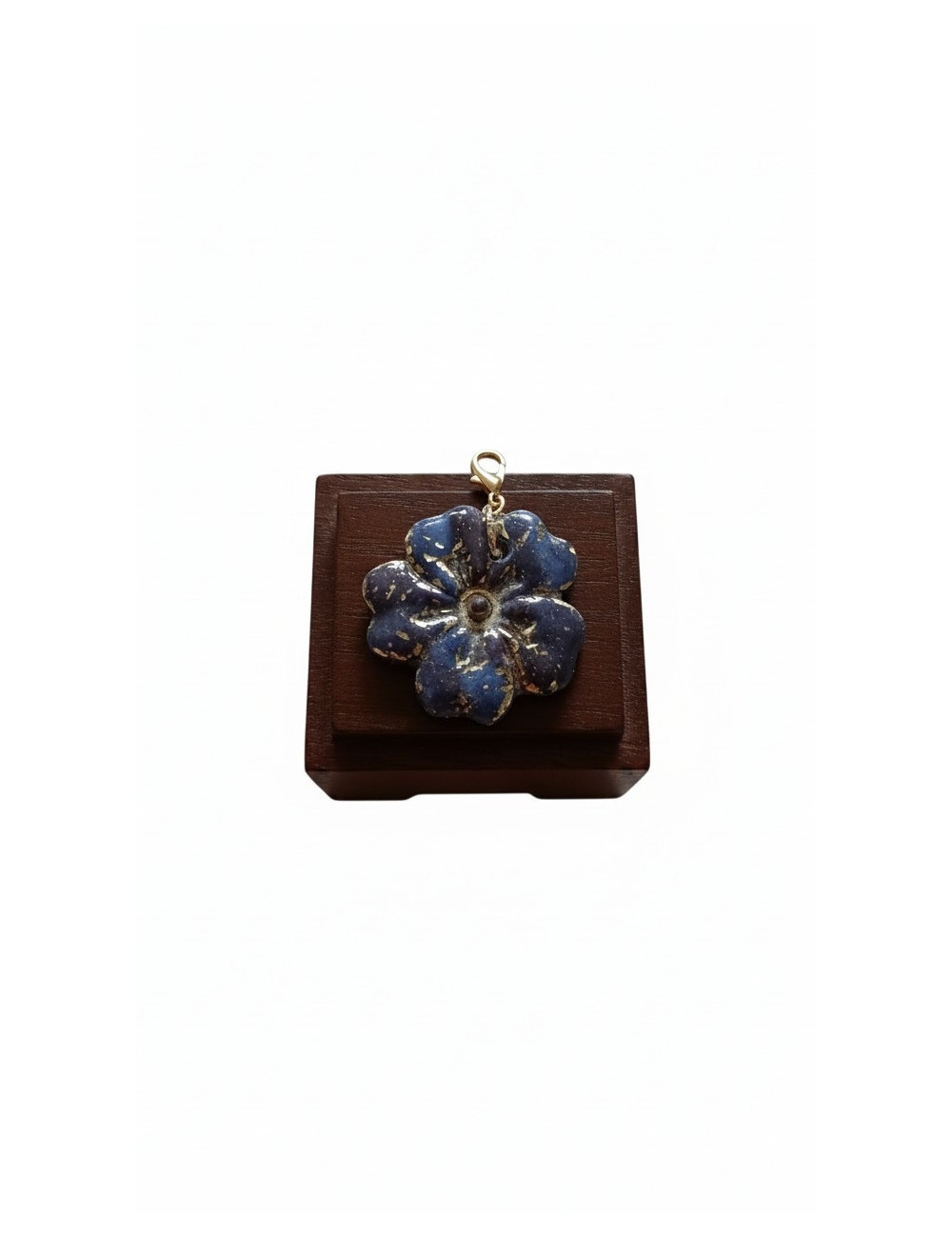charms breloque 12 L’Atelier de Patricia - Charms breloque – Bleu clair et dore