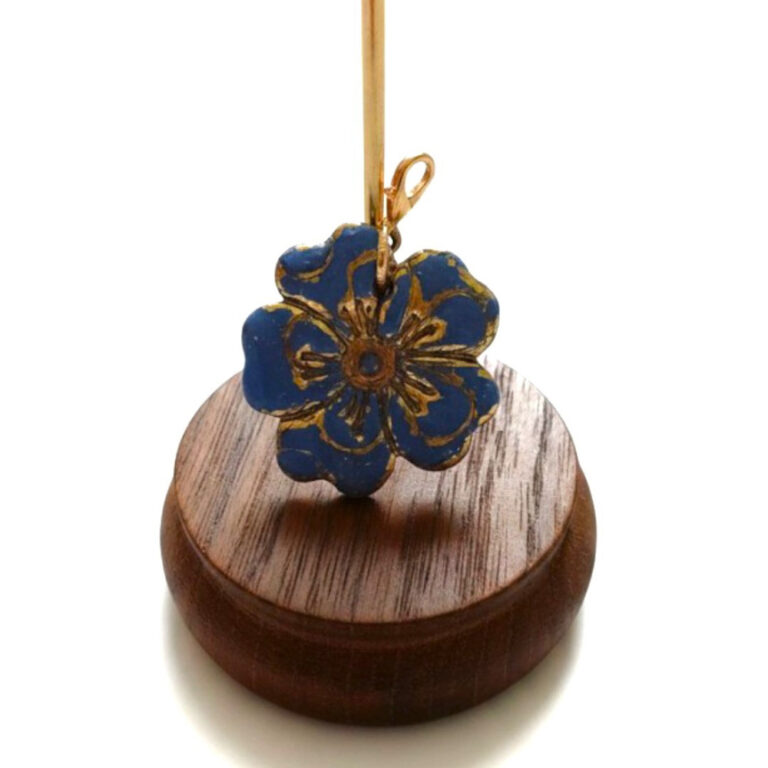 L’Atelier de Patricia - Charms breloque – Bleu clair et dore