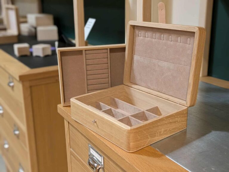 Manufacture Jacquemin - Coffret casier à bijoux en chêne grand modèle