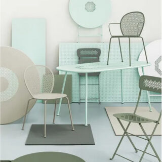 Fermob - Fauteuil avec accoudoirs bridge FERMOB Lorette en métal – 25 coloris